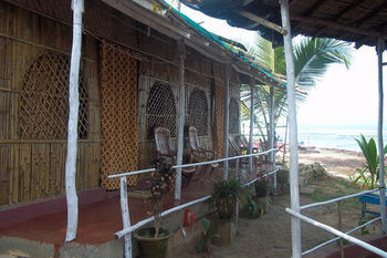 Sea View Resort Morjim Eksteriør bilde